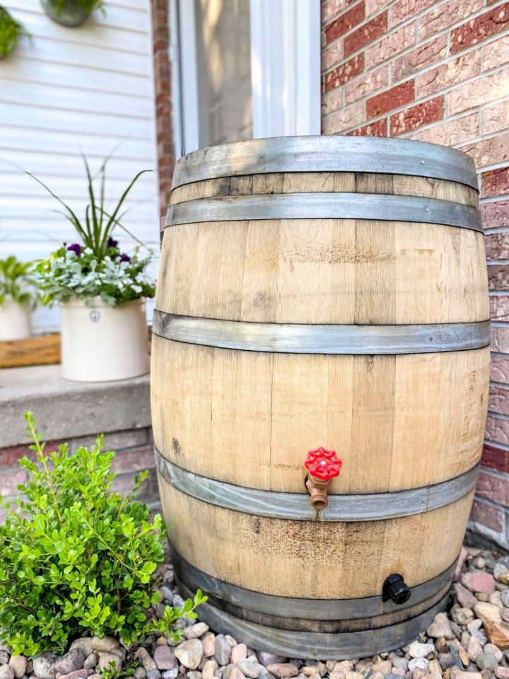 25 Cheap DIY Rain Barrel Ideas to Make and Save - Suite 101