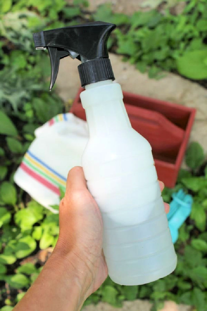 15 Homemade Weed Killer Recipes You Can DIY - Suite 101