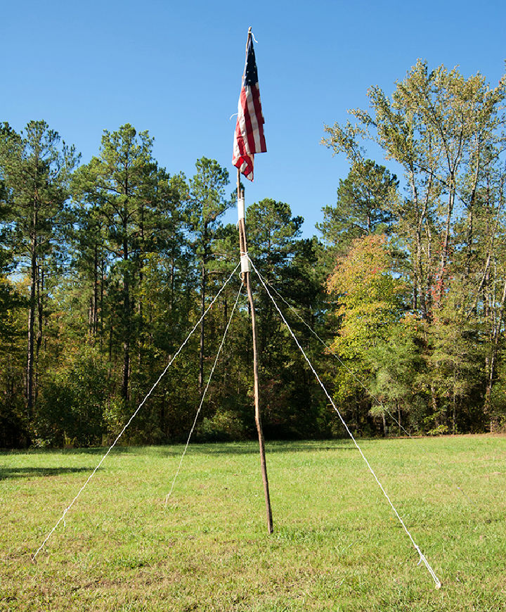 20 Homemade DIY Flagpole Plans and Ideas Suite 101