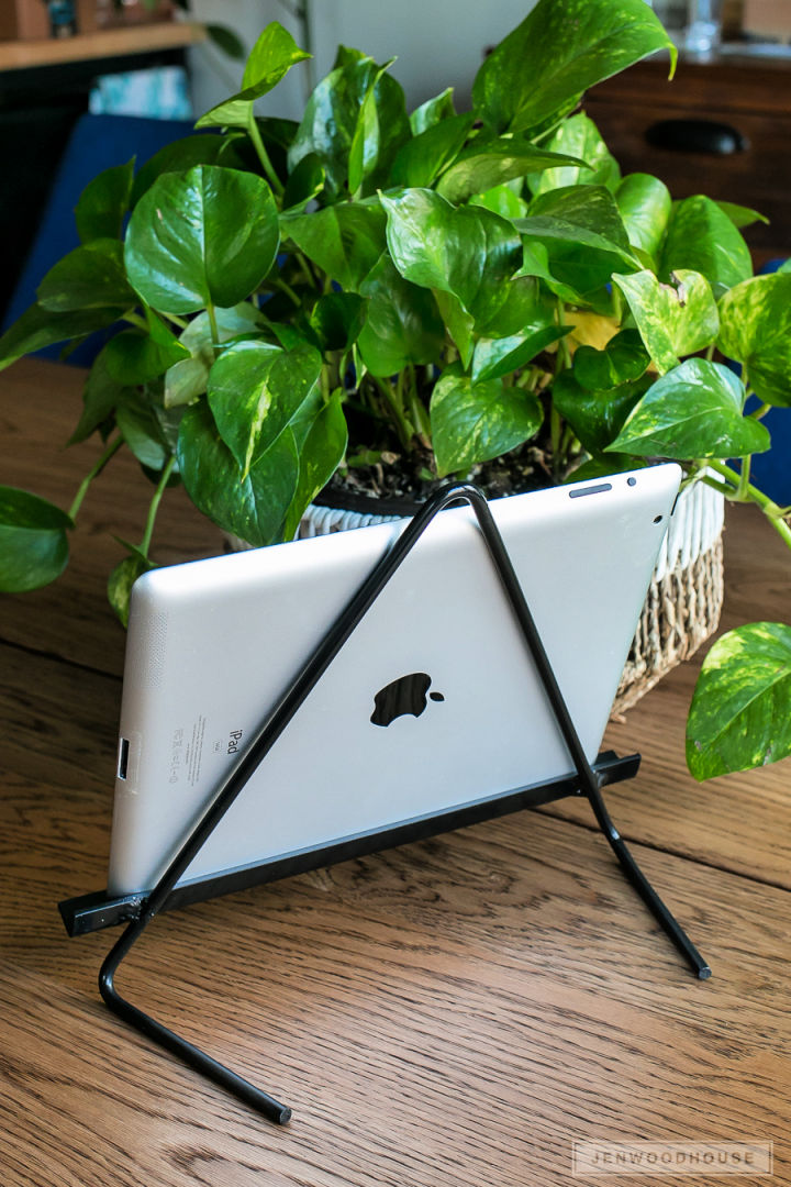 15 DIY Tablet Stand and iPad Stand Ideas Suite 101