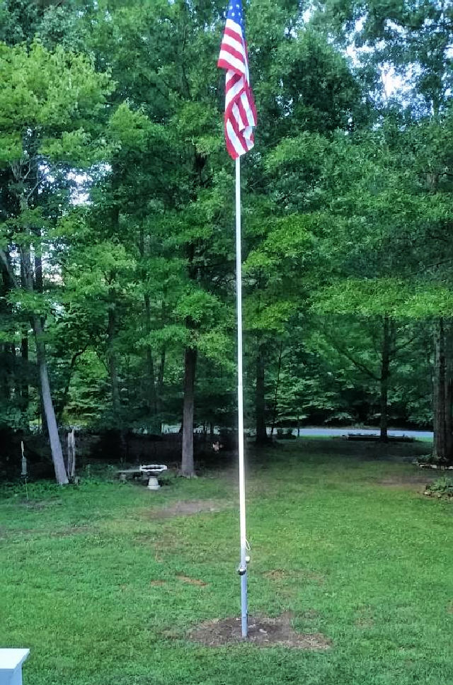 20 Homemade DIY Flagpole Plans and Ideas - Suite 101