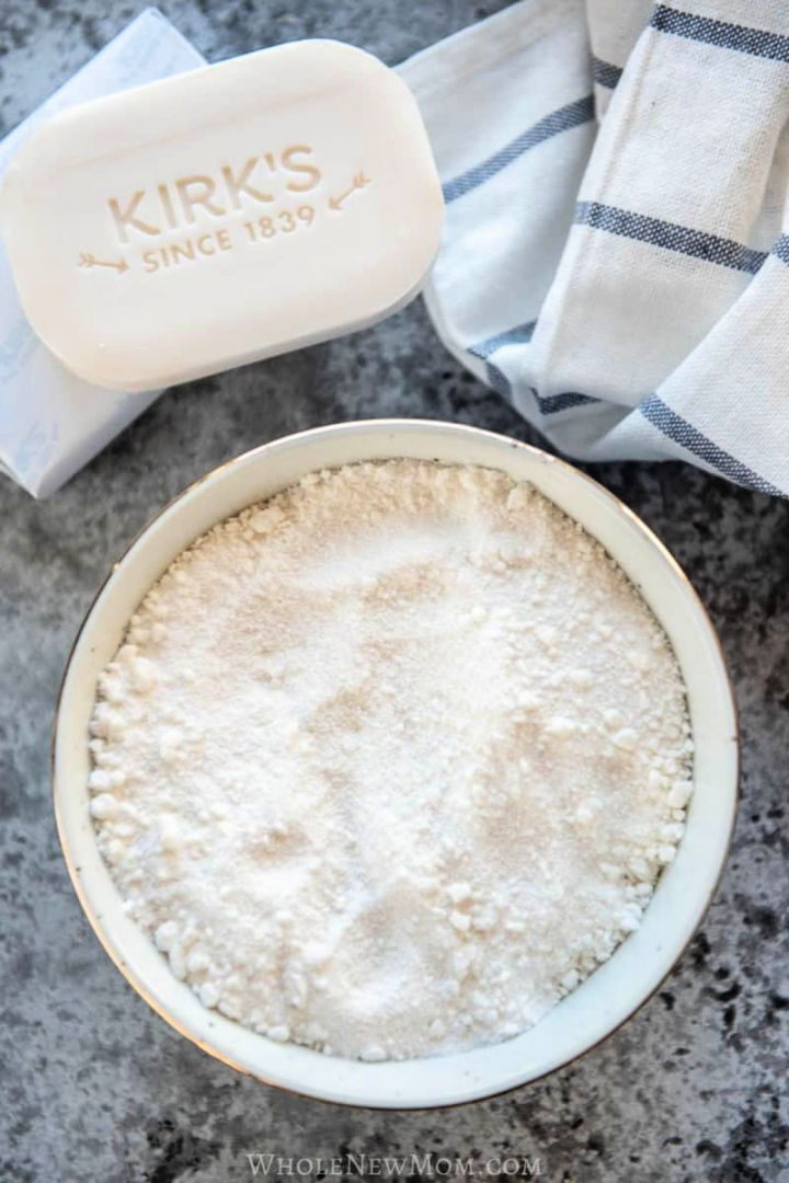 40 Homemade Laundry Detergent Recipes You Can DIY