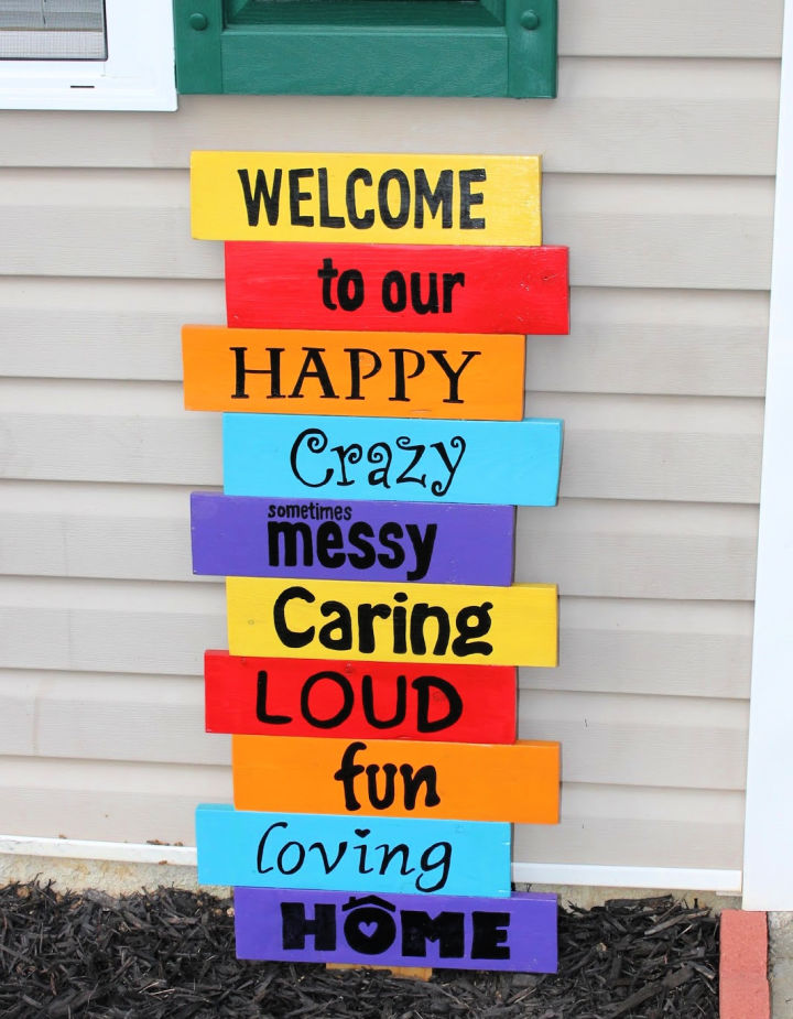 20 DIY Sign Ideas to Make Your Entrance Pop