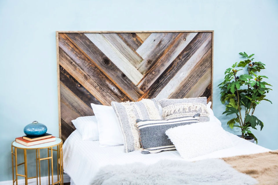 30 Reclaimed and Scrap Wood Projects for Beginners