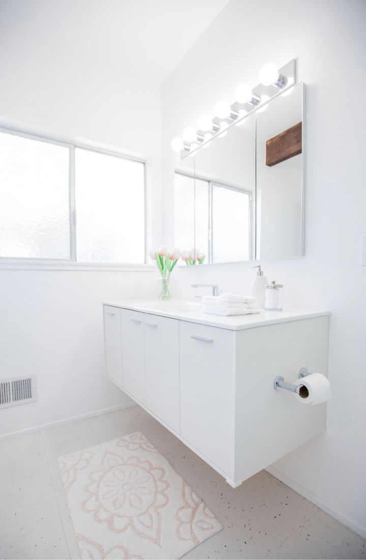 25 Cheap DIY Bathroom Remodel Ideas for Beginners