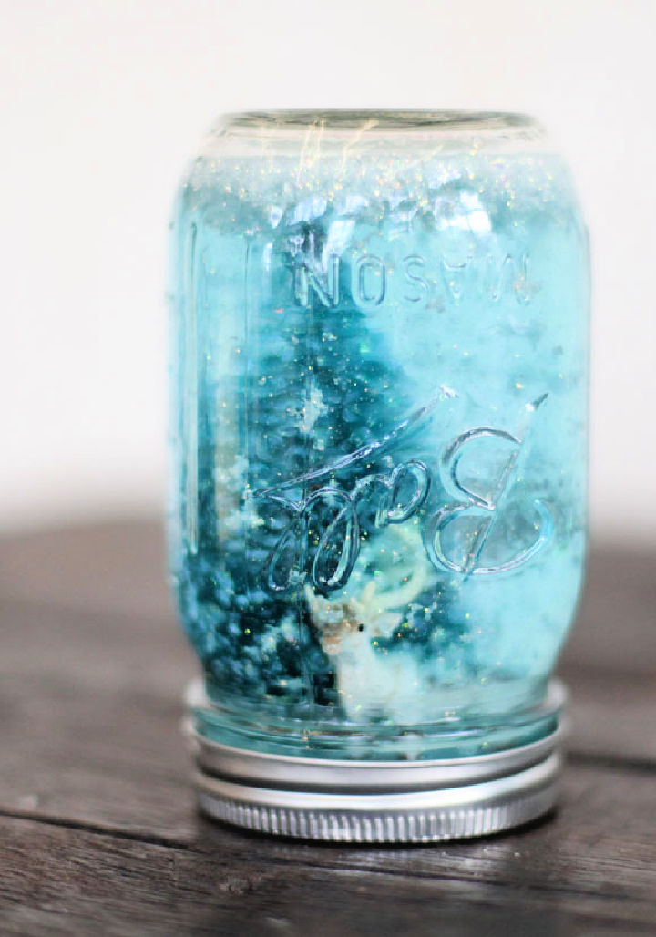 40 Homemade DIY Snow Globe Ideas To Make - Suite 101