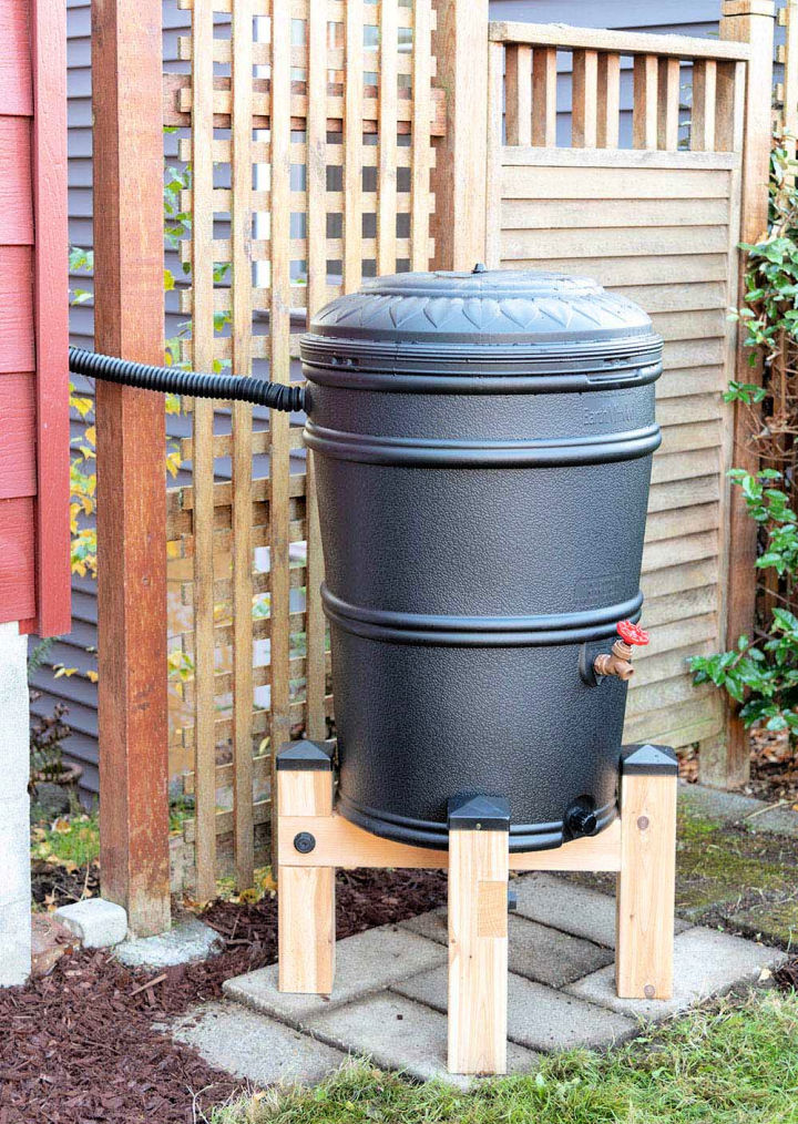 25 Cheap Diy Rain Barrel Ideas To Make And Save - Suite 101