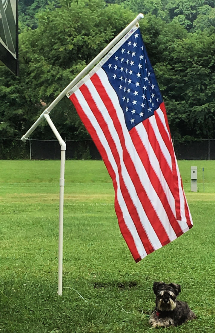 20 Homemade DIY Flagpole Plans and Ideas Suite 101